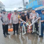 Sweeping Gabungan, Petugas Amankan Minuman Jenis Sopi dan Cap Tikus Sebanyak 300 Liter dari Penumpang Kapal