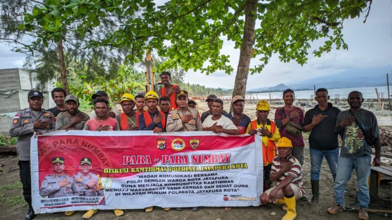 Personil Polsek Muara Tami Lakukan Kunjungan Sambang Kepada Pekerja Bangunan