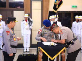 Polri Gelar Upacara Korps Raport Kenaikan Pangkat Pejabat Tinggi