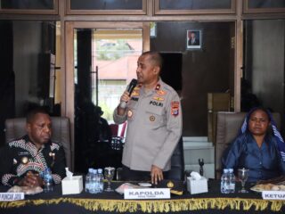 Kapolda Papua Tengah Laksanakan Pertemuan Dengan Para Forkopimda dan Perwakilan Massa Pendukung Paslon Bupati dan Wakil Bupati Puncak Jaya