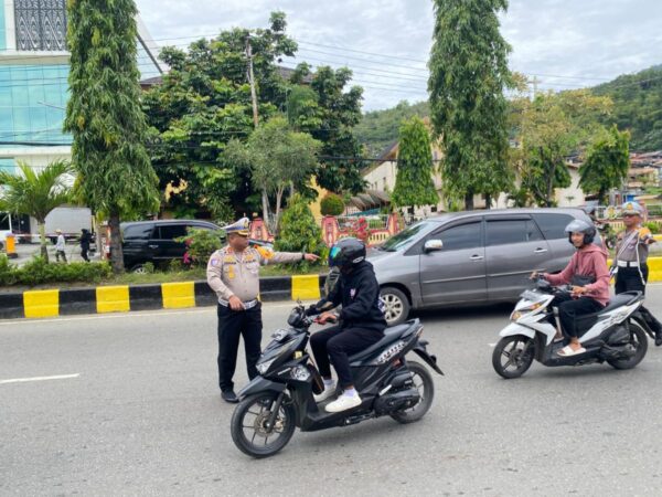 Hari Keduabelas Operasi Keselamatan Cartenz-2025 Polda Papua: Polda Papua Gelar Razia Kendaraan