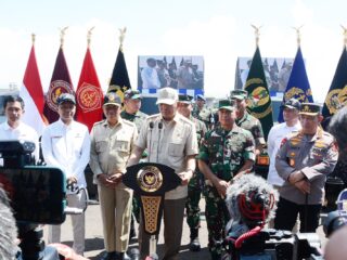 Menhan Serahkan Ransus Maung di Bandung