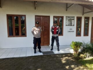 Polisi Patroli Saat Warga Beribadah, Polsek Langensari Pastikan Keamanan Hari Minggu Tetap Kondusif