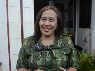 Jemaat GKI Immanuel APO Jayapura Apresiasi Kunjungan dan Bantuan Sosial Kapolda Papua, Ibu Herawati : Semoga Polri Ke Depan Semakin Maju