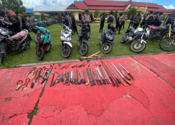 Polres Jayawijaya Gelar Razia Gabungan Berskala Besar, Amankan Puluhan Sajam dan Kendaraan
