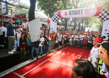 5.000 Relawan Kemanusiaan Semarakan Gerak Jalan Sehat PMI Kota Bandung