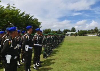 Polda Papua Barat dan Kodam XVIII/Kasuari Gelar Apel Kesiapan Pasukan Pengamanan VIP Jelang Kunjungan Kerja Wakil Presiden RI di Manokwari