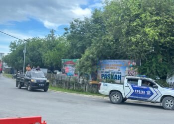 Wujud Pelayanan Prima, Sat Lantas Polres Sarmi Kawal Prosesi Jalan Salib San Damiano