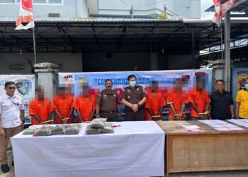 Ditpolairud Polda Papua Musnahkan 14,7 Kg Ganja Milik Enam Tersangka