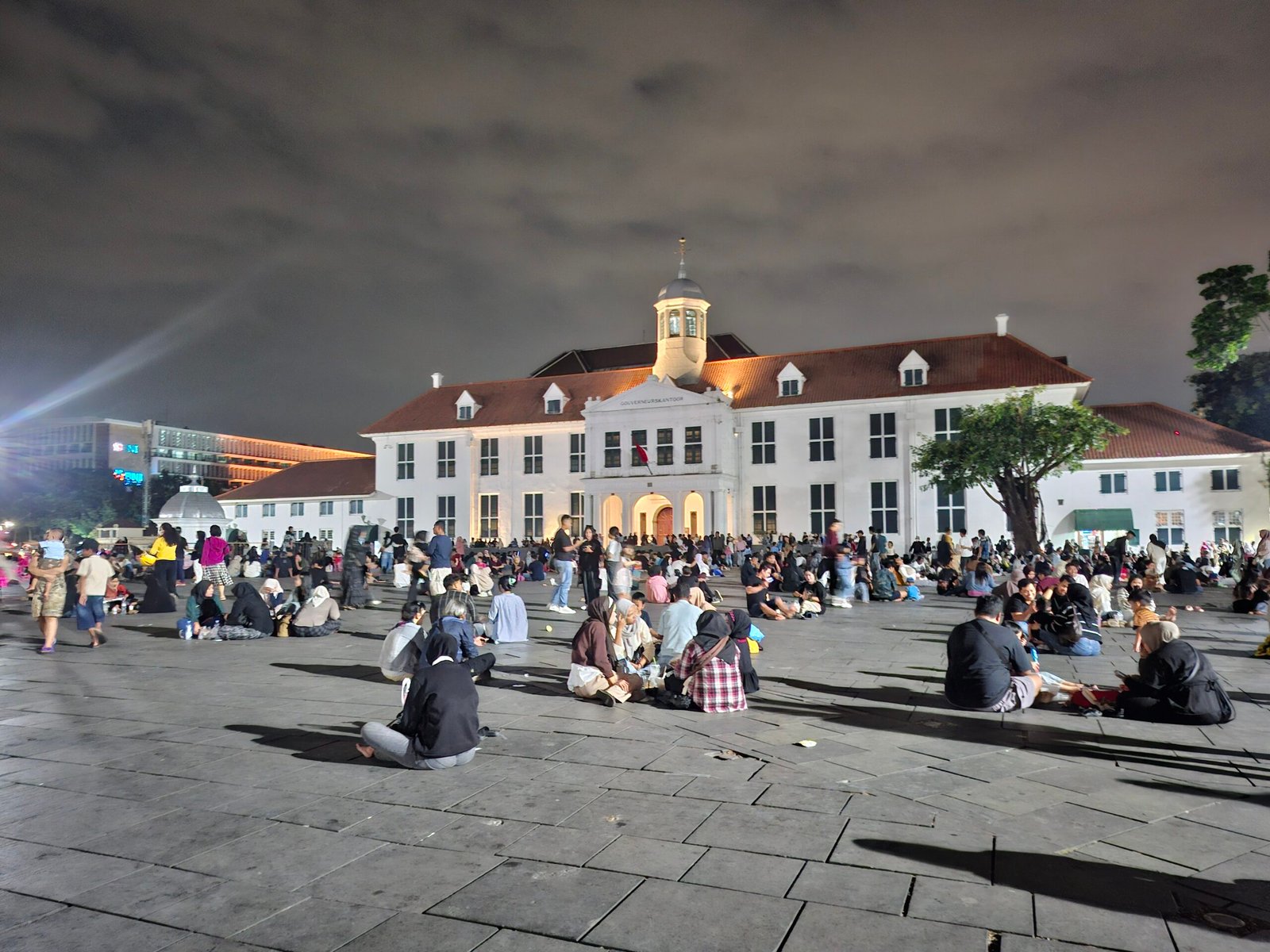 Nongkrong Asik Sambil Wisata Sejarah di Kota Tua Jakarta