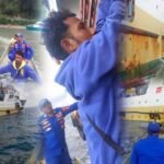 Tertinggal KM Sabuk Nusantara, Warga Disusul Polairud Polres Fakfak Pakai Longboat
