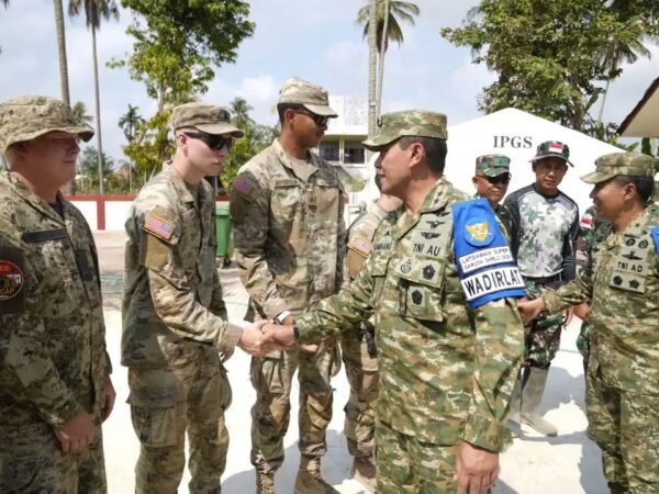 Encap Sgs 2026 Buktikan Komitmen TNI Bersama Negara Bangun Fasilitas Pendidikan untuk Masyarakat di Martapura