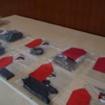 Kapolresta Manokwari Pimpin Press Conference Pengungkapan Kasus Tindak Pidana Melakukan Kekerasan terhadap Anak Yang Menyebabkan Kematian dan Pencurian Dengan Kekerasan