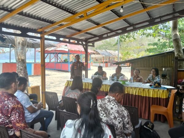 Satukan Langkah dan Perkuat Sinergi Lintas Sektoral, Danramil 1310-03/Likupang Hadir pada Rakor yang Digelar Pemerintah Kecamatan Likupang Timur