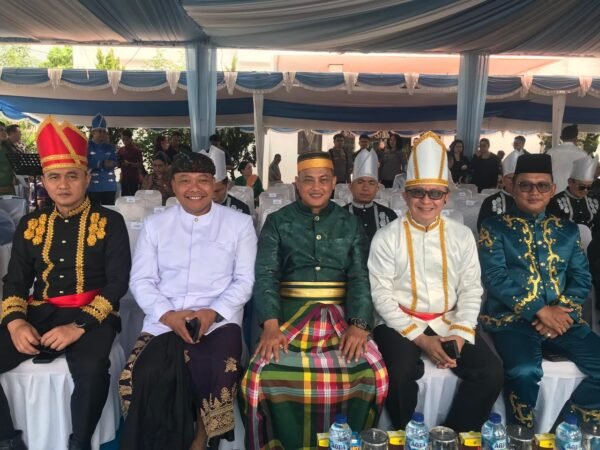 Perkuat Sinergi Menuju Bitung Maju Sejahtera, Dandim 1310/Bitung Bersama Ketua Persit KCK Cab LXII, Hadiri Upacara Peringatan HUT ke-36 Kota Bitung