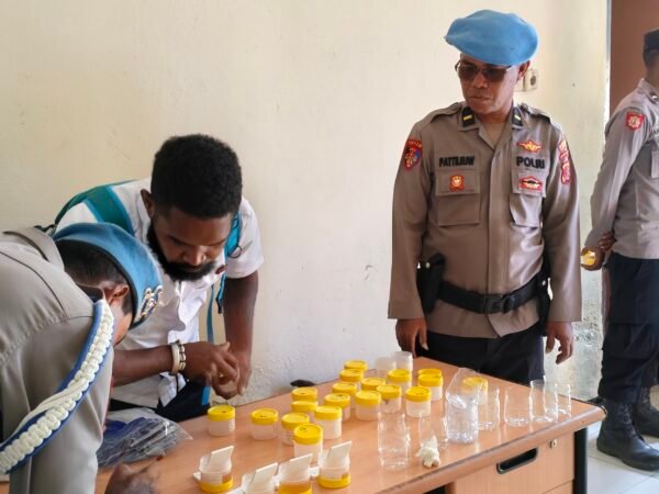 Polres Lanny Jaya Gencar Cegah Narkoba: Gelar Razia Dan Tes Urin Seluruh Personel